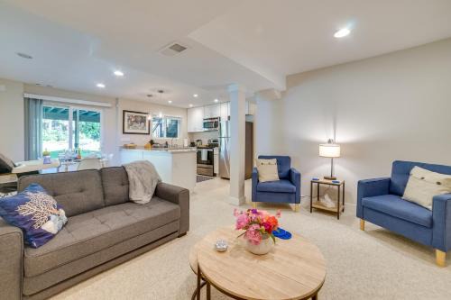 Westgate House | Washington Vacation Rental with Covered Patio