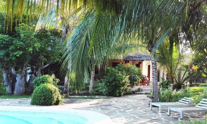 Watamu Villa | Watamu Villa With Service Personnel