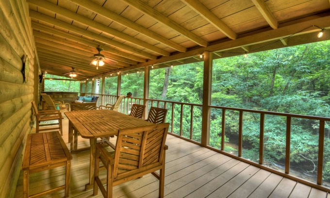 Williamstown Cabin | Water-front cabin with hot tub!