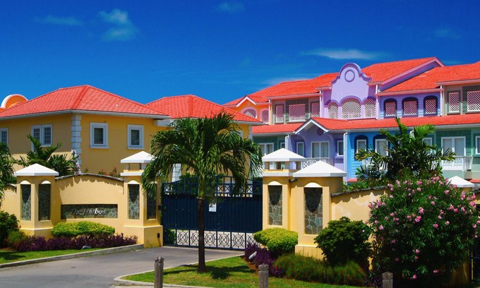 Rodney Bay Villa | Water-Front Large 4-Bedroom, The Harbour, Rodney Bay