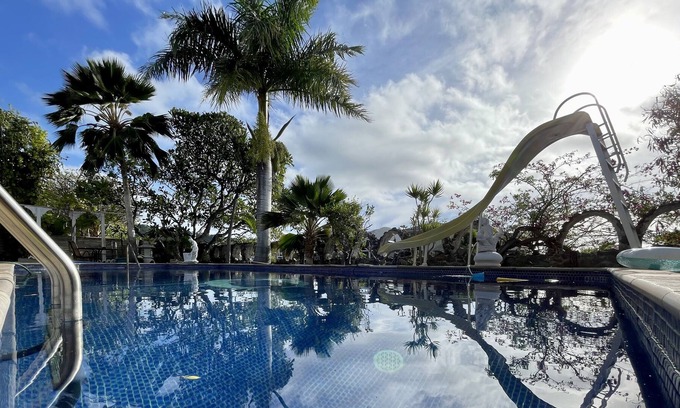 Portlock House | Water front oasis with pool and outdoor lounge/BBQ