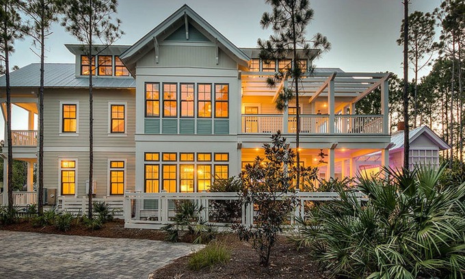 Forest District House | Watercolor Reunions by Five Star Properties
