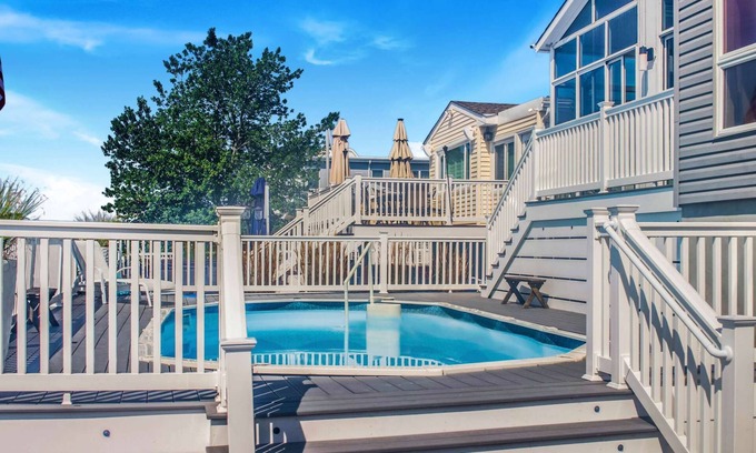 Osbornsville House | Waterfront 3BR Home in Brick w/Swimming Pool