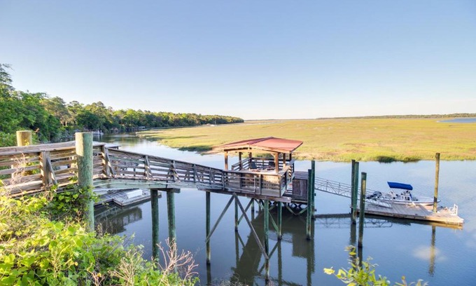 Crescent House | Waterfront Baisdens Bluff Home with Dock and Views!