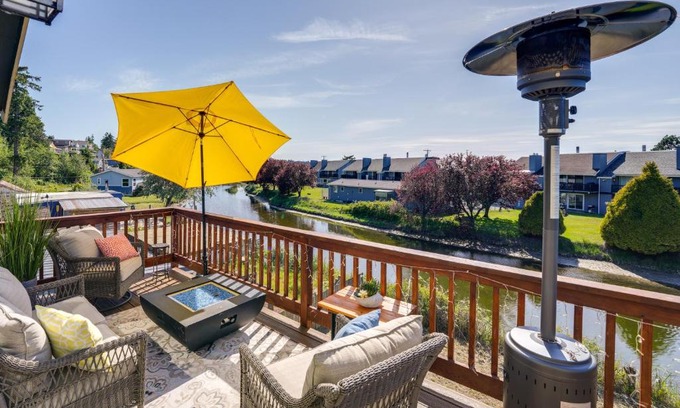 Birch Bay House | Waterfront Birch Bay Rental - Walk to Beach!