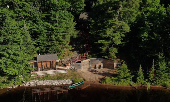 Negaunee Cabin | Waterfront Cedar Cabin Complete with Sauna