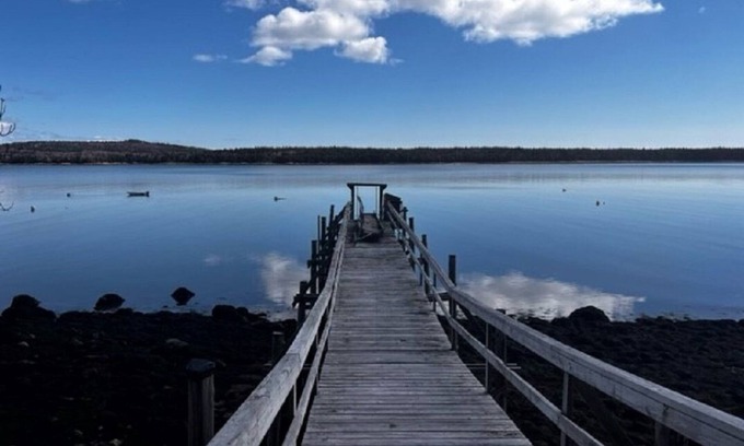 Steuben Cottage | Waterfront Cottage on Dyer Bay - Affordable Private Paradise
