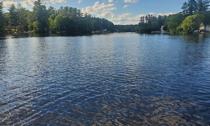 Salem House | Waterfront Cottage