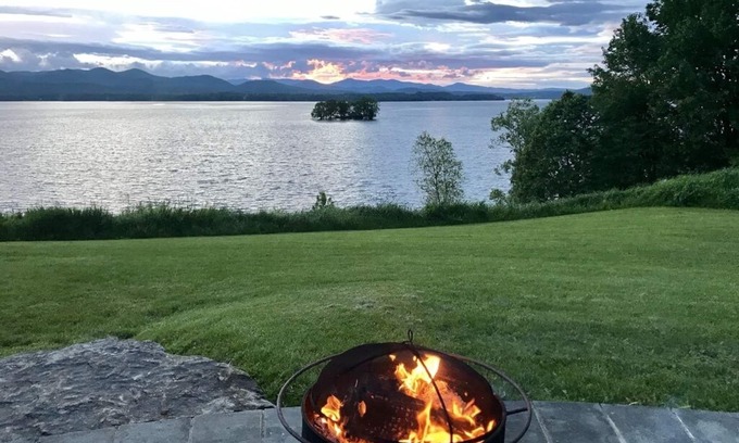 Vergennes House | Waterfront Family Retreat on Lake Champlain
