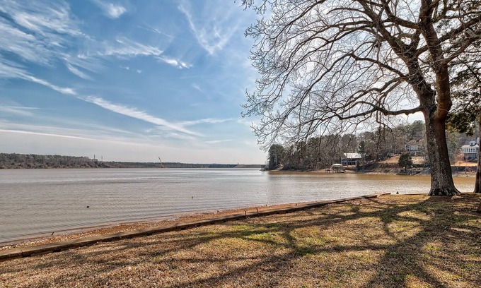 Ridgeway House | Waterfront/Lower Dam/Stunning Lake Wateree views! Near Buckhill Landing/Lugoff