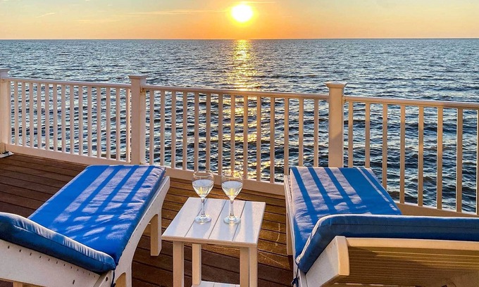 Green Creek Apartment | Waterfront Sanctuary w/Panoramic Bay Views!