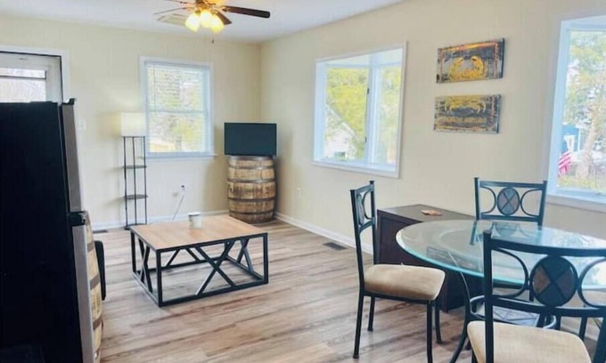 Solomons Apartment | Waterfront Solomons Apartment