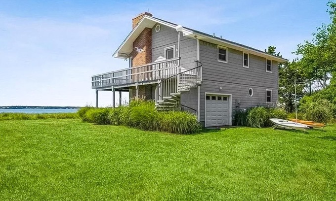 Southold House | Watersedge Retreat