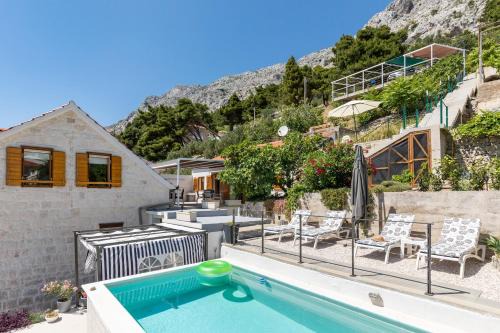 Mimice Apartment | Waterview Apartments - Koru Apartment and pool
