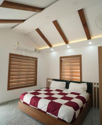 Sulthan Bathery House | Wayanadan Huts Homestay