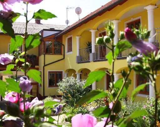 Herrnbaumgarten House | Weingut - Gästezimmer zum Schwalbennest