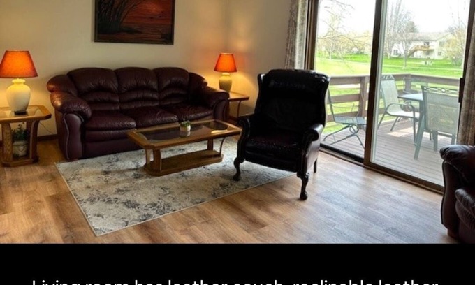 De Forest House | Welcome! Living rm, Family rm, 2 Bathrm w/shower