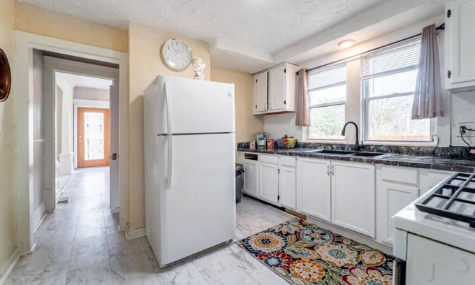 Akron House | Welcome to Akron: 5 Bedroom, 2 Bath