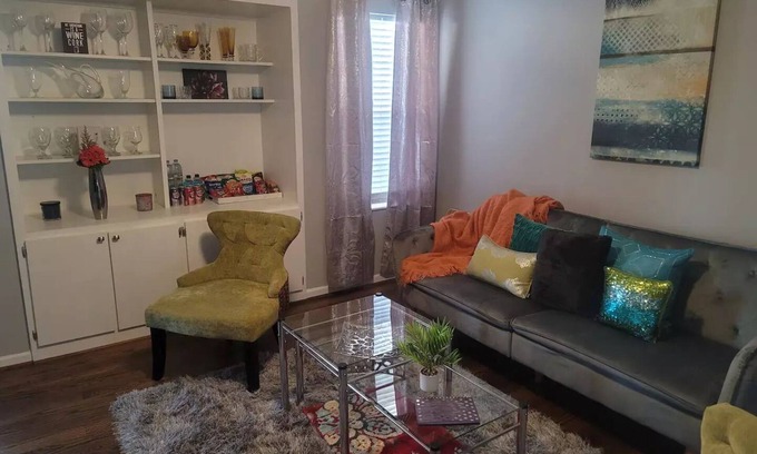 Meadowbrook Condo | WELCOME TO ALABAMA!