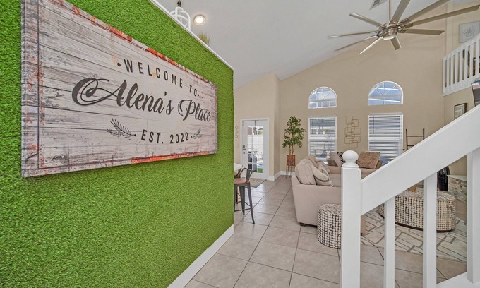 Lindfields House | Welcome to Alena's Place! Only minutes away from Disney!