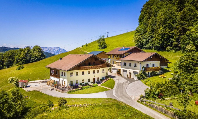 Krispl Apartment | Welcome to Appartement Reitlhof β Your Organic Farm Holiday in Salzburg π‘πΏ
