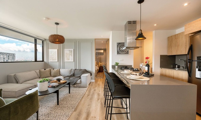 La Aguacatala Apartment | Welcome to Go Living Suites: Your Medellin Retreat