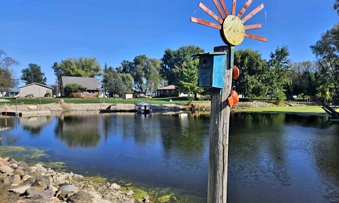 Markesan House | Welcome to Green Lake County @ The Puckaway Place! A spacious waterfront retreat