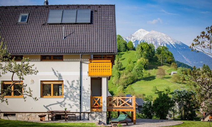 Zgornje Gorje House | Welcome to Paradise