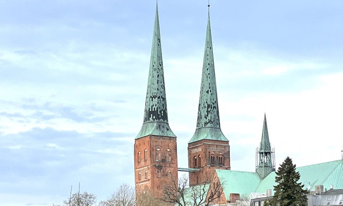 Lubeck City Centre Apartment | Welcome to the Domblick vacation apartment.