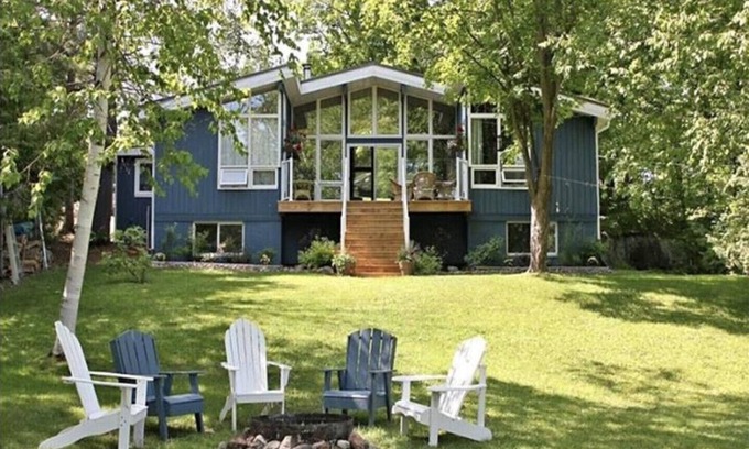 McKellar House | Welcome to the Lakehouse - Year Round Getaway