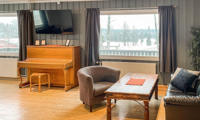 Mesnali Apartment | Welcome to this large house with private rooms and inviting common areas.