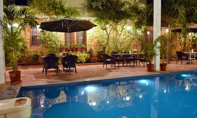 Paldi Hotel | WelcomHeritage Mani Mansion