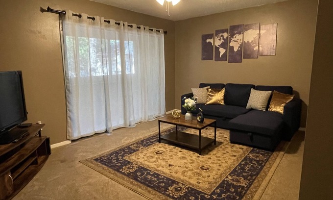 Memphis Condo | Welcoming 1BR Condo on Golf Course, Mins from Downtown