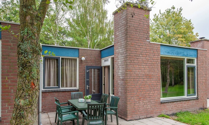 Municipality of Weert House | Well furnished bungalow with microwave near a nature reserve