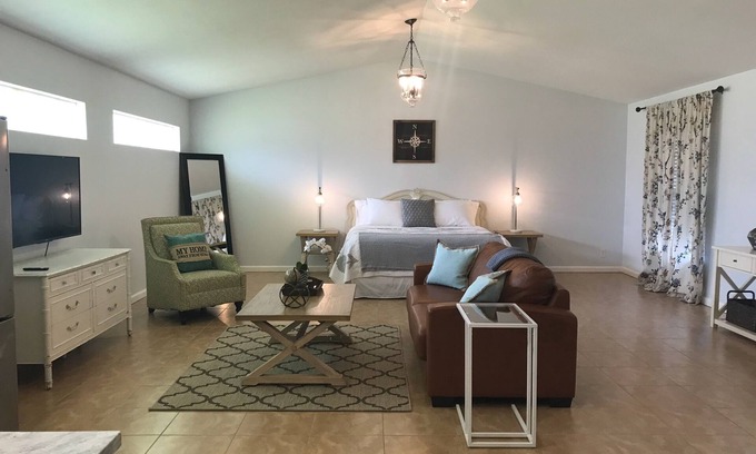 Wellington House | Wellington Guest Suite