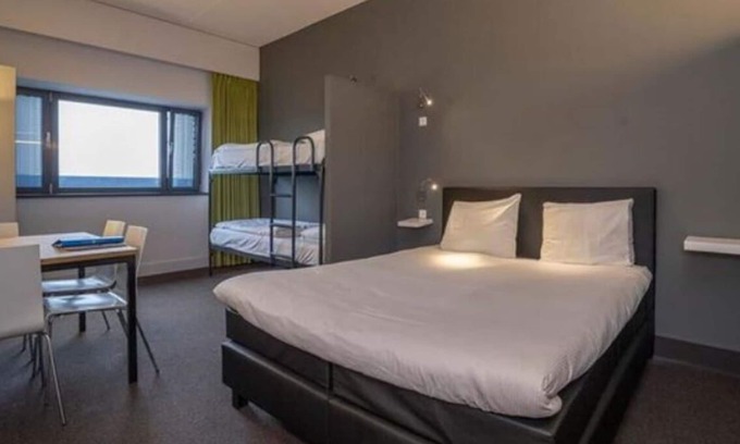 Municipality of Sittard-Geleen Hotel | Wellness Retreat in Sittard – Fletcher Hotel Room with Spa and Fitness