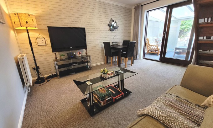 Sittingbourne House | Welo House - Home from Home