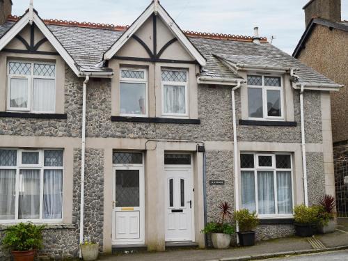 Criccieth House | Wendon