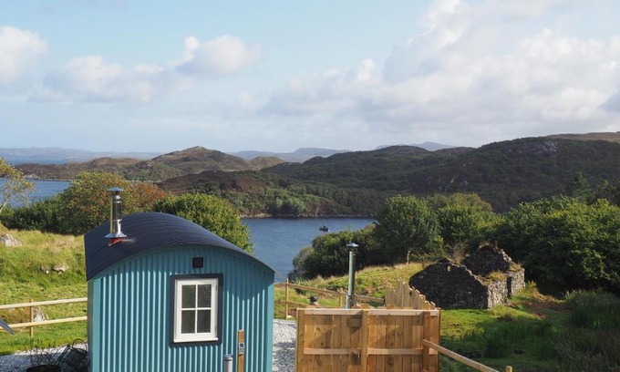 Unapool Cabin | West Coast Hideaways