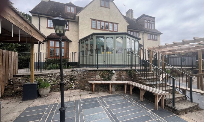 South Molton House | West Down Farm - B&B