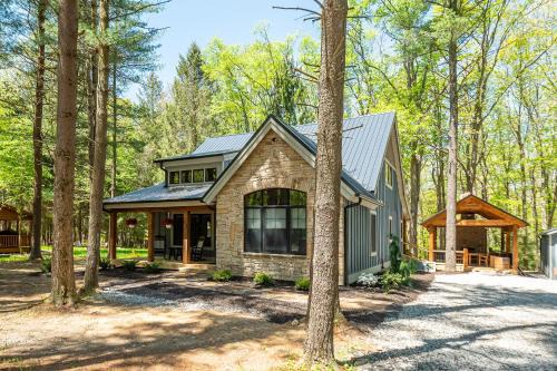 Oakland House | West Oak - hot tub, boat slip, outdoor fireplace