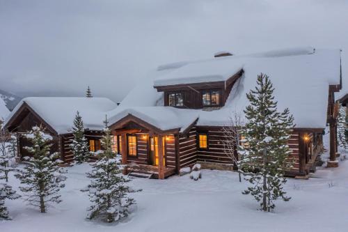 Spanish Peaks House | Western Tanager Cabin