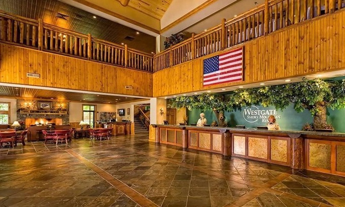 Gatlinburg Resort | Westgate ~ Deluxe 1-Bedroom Villa, Jetted Tub, Fireplace, Full Kitchen & Deck