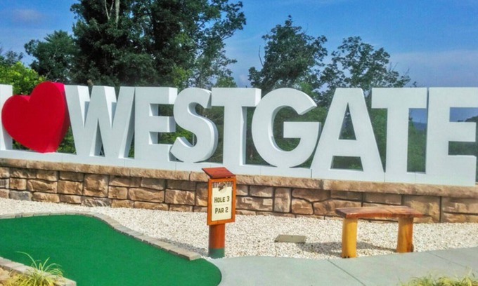 Gatlinburg Apartment | Westgate Smoky Mountain Resort & Water Park