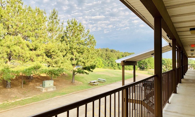 Rusk Hotel | Weston Inn & Suites