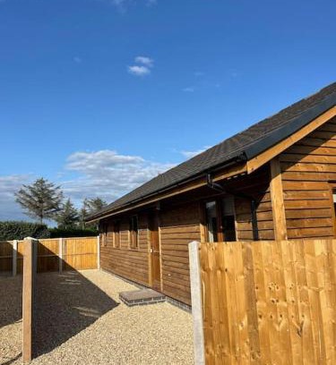 Longford House | Weston pools Lodge with 6 Bedrooms