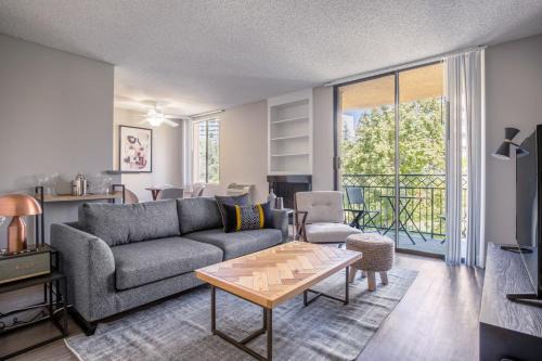 Westwood Apartment | Westwood 1BR w Gym nr Westwood Village LAX-192
