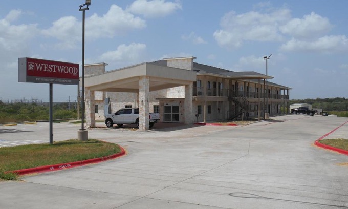 Gonzales Hotel | Westwood Inn