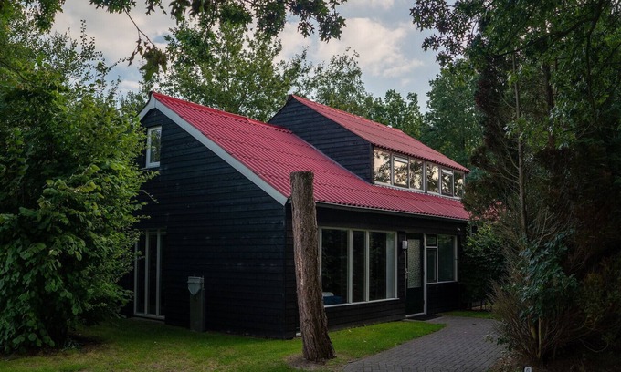 Noordlaren Cottage | Wheelchair accessible bungalow for 12 persons