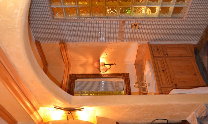 Zephyr Cove Bed & Breakfast | Where Eagles Fly Bed & Breakfast